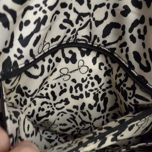 Jessica Simpson Tote Bag in Black Pebble, 4 Pockets, Shoulder Strap and Handles - Picture 6 of 15